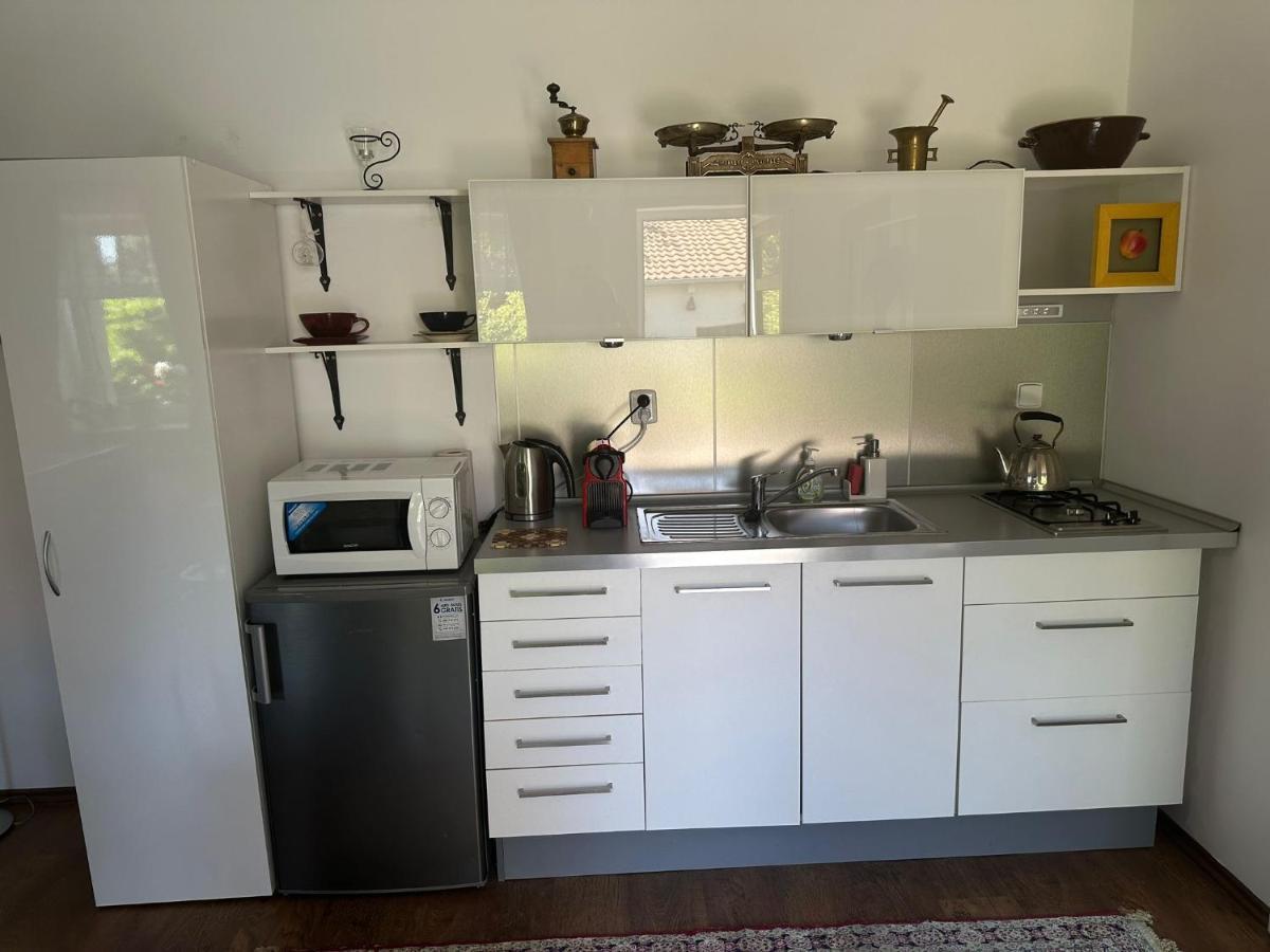 Apartman U Jezirka Velke Prilepy Esterno foto