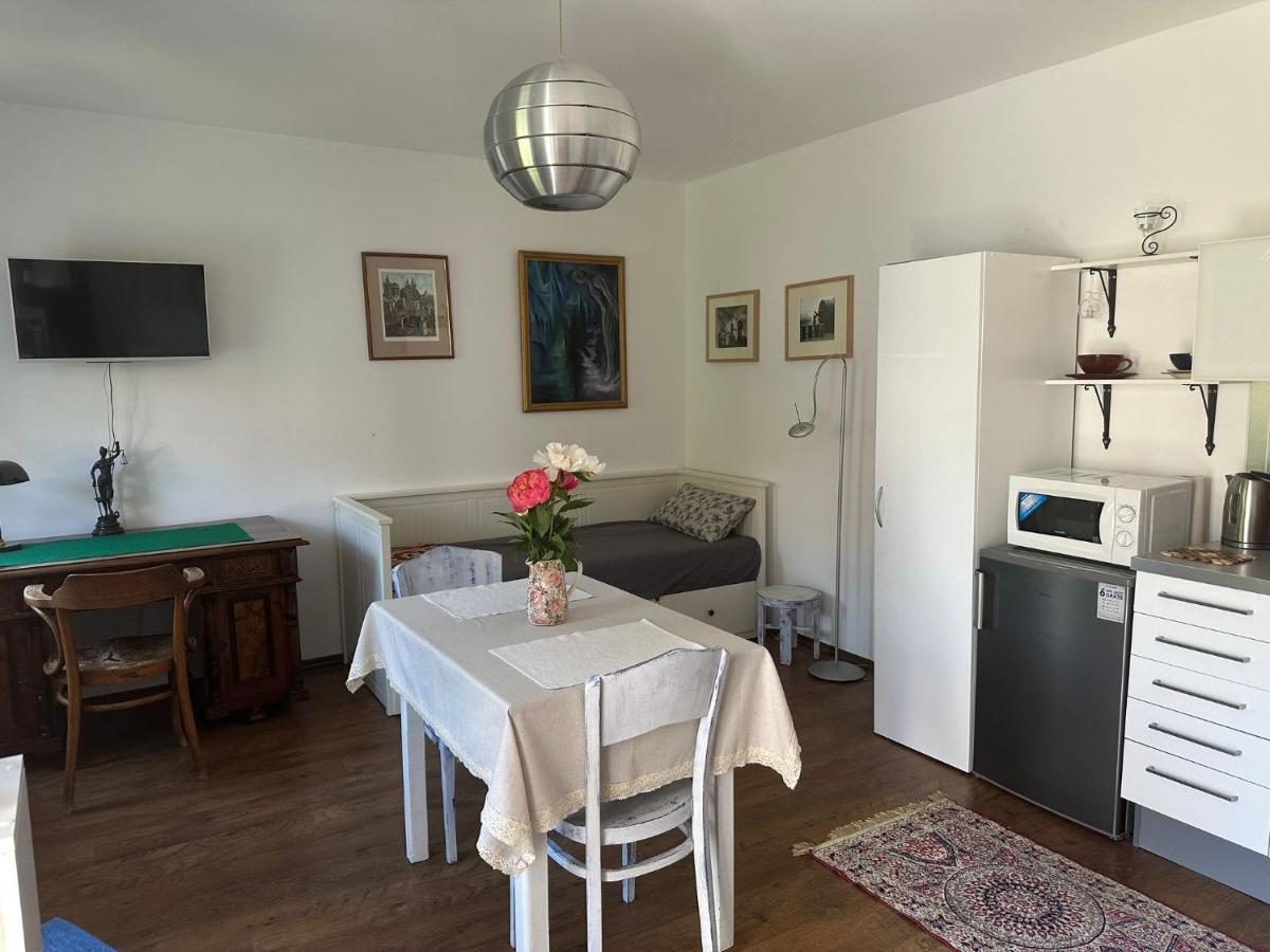Apartman U Jezirka Velke Prilepy Esterno foto